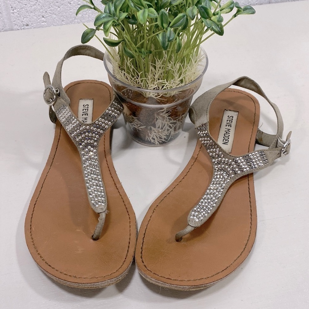 Steve Madden grey studded sandals​​​​​​​​​​​​​​​​